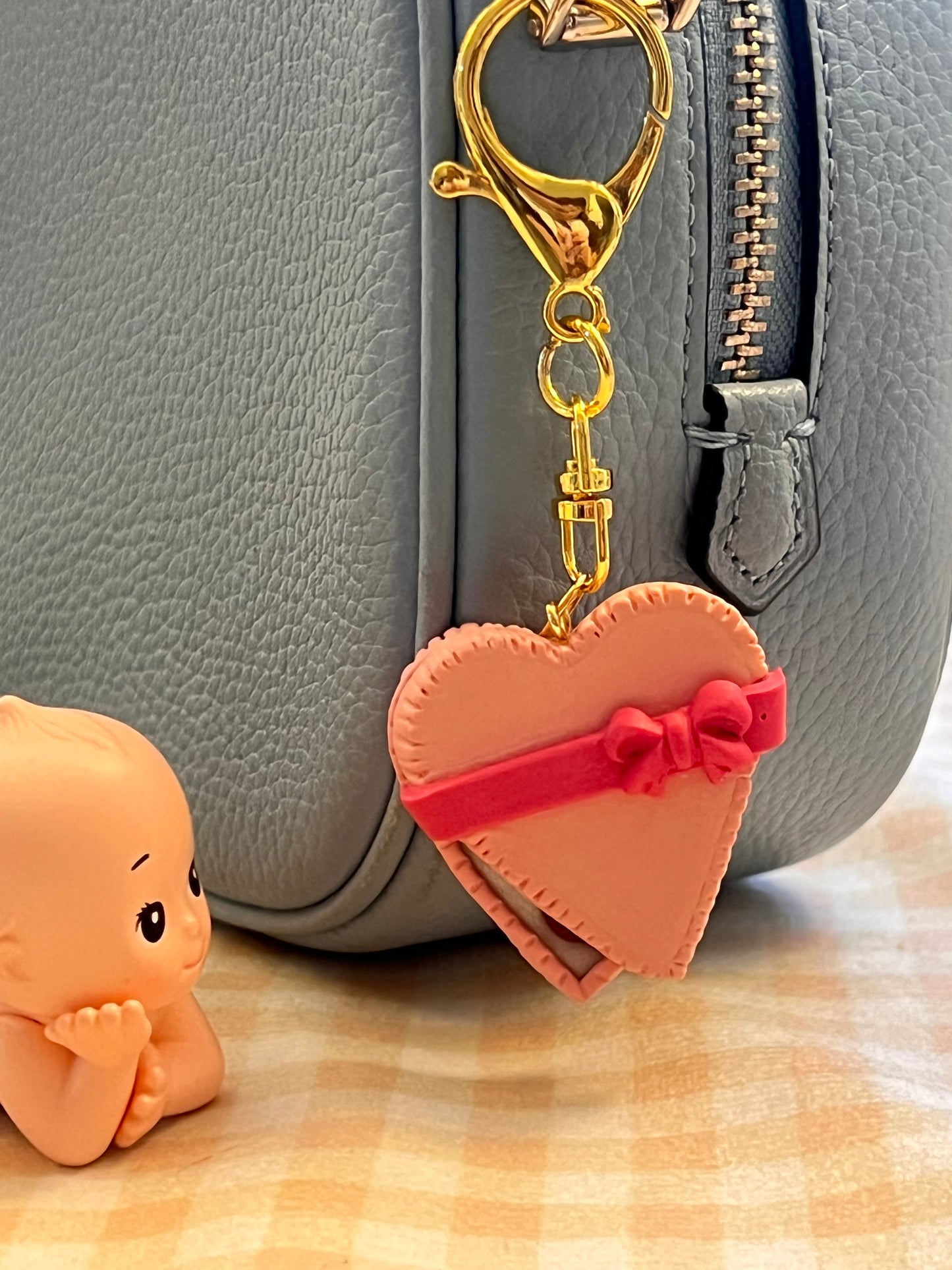 magnetic heart chocolate box ~ keychain charm