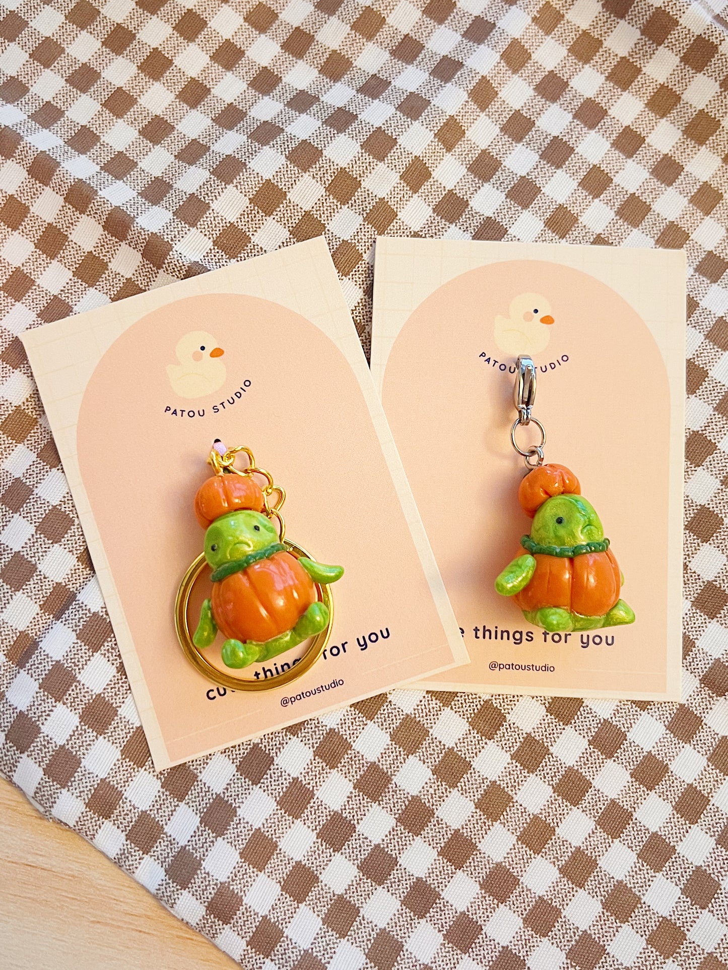 sapeaux & ricky pumpkin halloween costume keychain charm