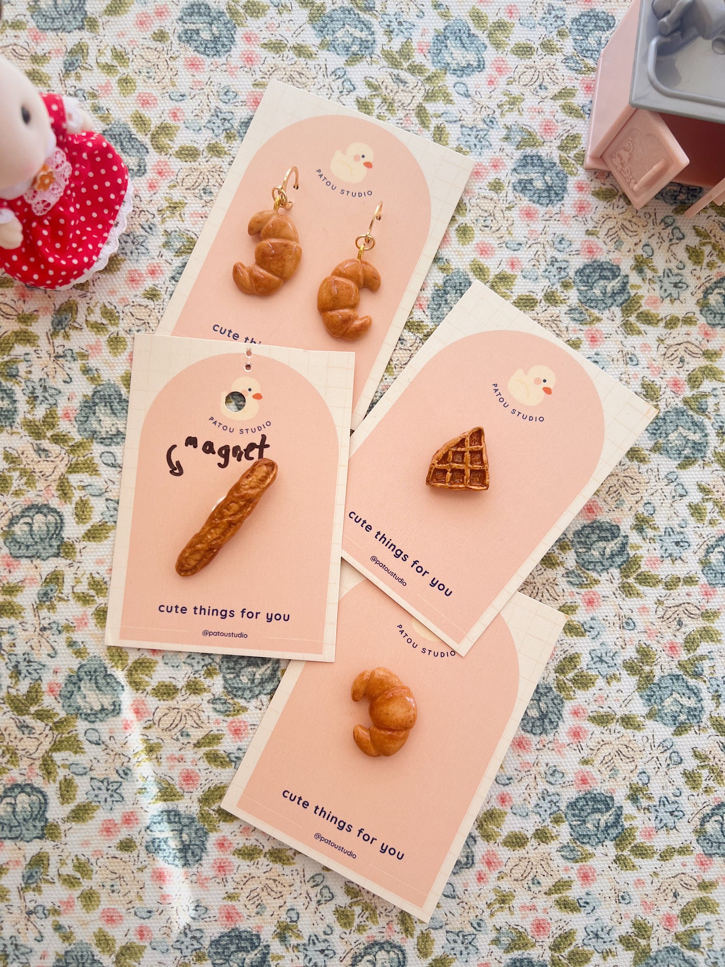 croissant pin