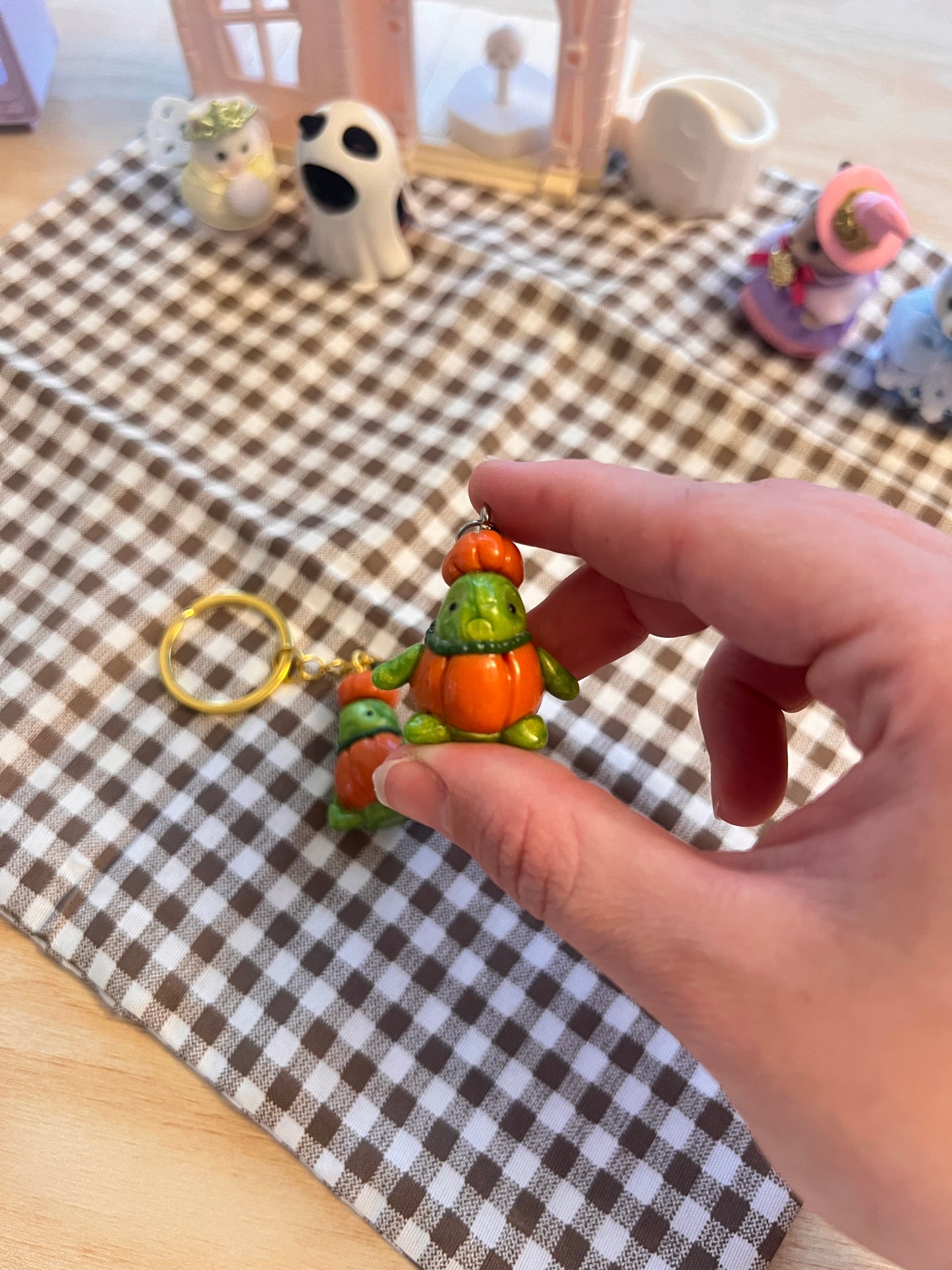 sapeaux & ricky pumpkin halloween costume keychain charm