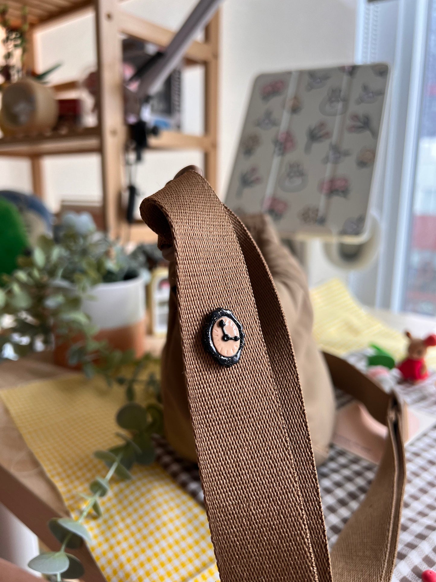 fake clock watch pin